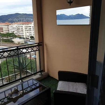 Apartment Mediterraneen Cannes